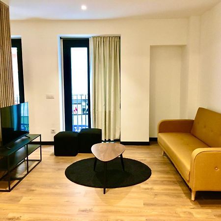 Loft De Diseno Con Balcon Apartment Figueres  Exterior photo