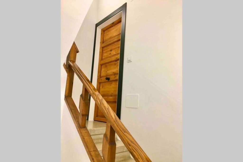 Loft De Diseno Con Balcon Apartment Figueres  Exterior photo